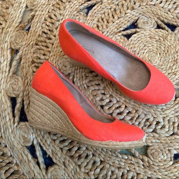 G.H. Bass & Co. Shoes - G.H. Bass & Co. Wedges size 10 GUC